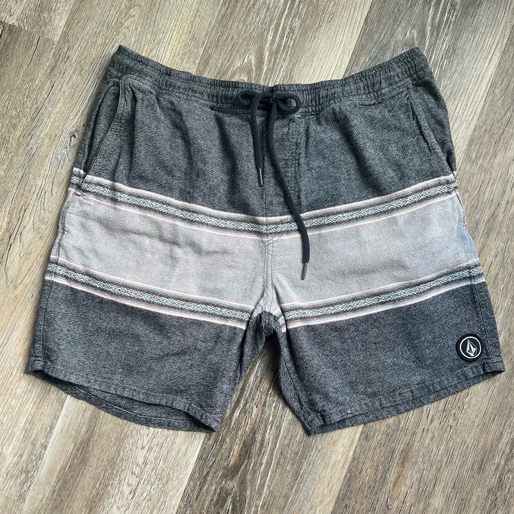Volcom 5 Pocket Drawstring Shorts - image 5